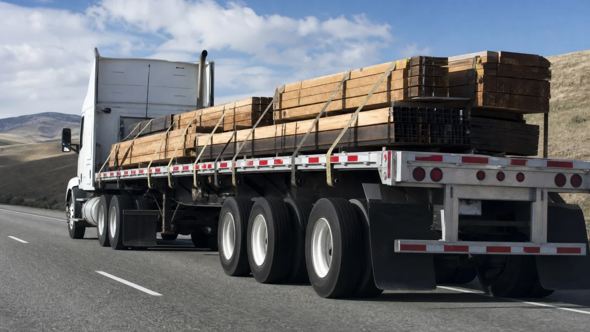 Truck financing in Niagara Falls & St. Catharines: border, farm and freight